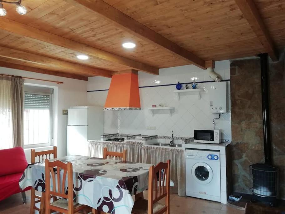 Casa Rural En Canon Rio Jucar.Lagila อัลกาลา เดล ฆูการ์ ภายนอก รูปภาพ